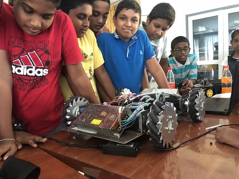 Robotic engineering best sale for kids